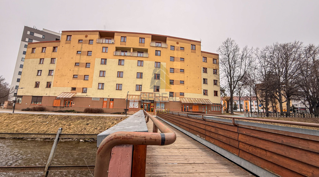 EXKLUZÍVNE | Štýlový 1-izbový byt s výhľadom na Tatry – Poprad, centrum | Bývajte s Nami