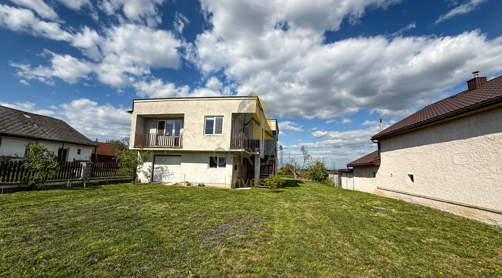 PREDAJ | Priestranný 6-izbový rodinný dom na rozsiahlom pozemku v obci Veľaty | Bývajte s nami