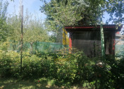 Záhrada s chatkou, Michalovce - fotografia 7