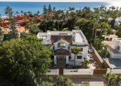 Exkluzívny predaj luxusnej vily v prestížnej lokalite Guadalmina, Španielsko - fotografia 1