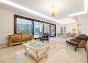 Exkluzívny predaj luxusnej vily v prestížnej lokalite Guadalmina, Španielsko - fotografia 19