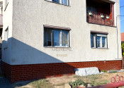 Priestranný dvojpodlažný rodinný dom v obci Zemplínske Jastrabie - fotografia 9