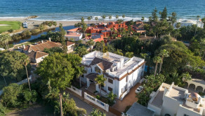 Exkluzívny predaj luxusnej vily v prestížnej lokalite Guadalmina, Španielsko - fotografia 20