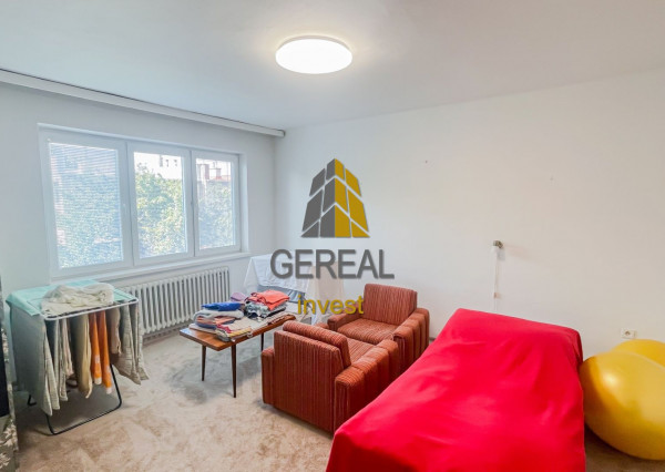 Priestranný rodinný dom v Michalovciach s výbornou polohou | Realitná kancelária Bývajte s NAMI!