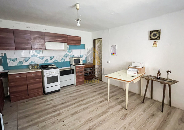 REZERVOVANÝ | Rodinný dom či chalupa s výnimočne veľkým pozemkom | Ostrov | Realitná kancelária Bývajte s NAMI!