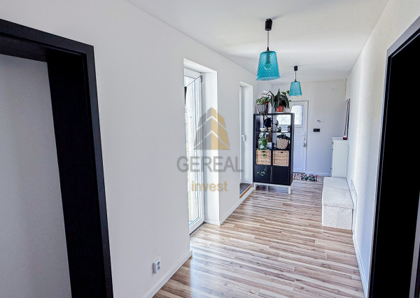 REZERVOVANÉ | Rodinný dom so štýlovou rekonštrukciou na predaj | STRETAVKA | Realitná kancelária Bývajte s Nami!