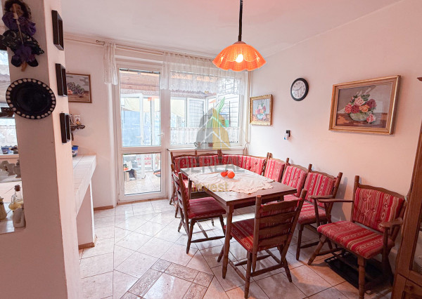 Predaj | Priestranný rodinný dom s terasou a garážou | Nižný Hrabovec | BÝVAJTE s nami