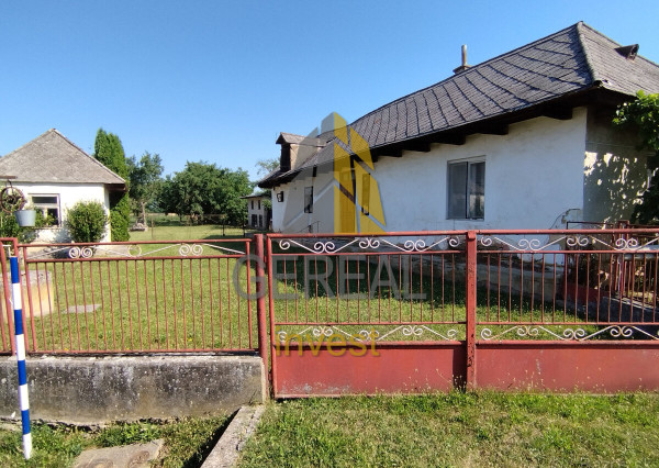 Vidiecky dom s pozemkom v obci Tušice