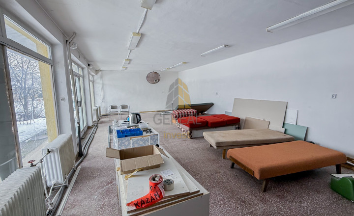 Na predaj Polyfunkčná Obchodná Budova (791 m²) pri Humennom | Investičná príležitosť | Realitná kancelária Bývajte s NAMI - fotografia 1