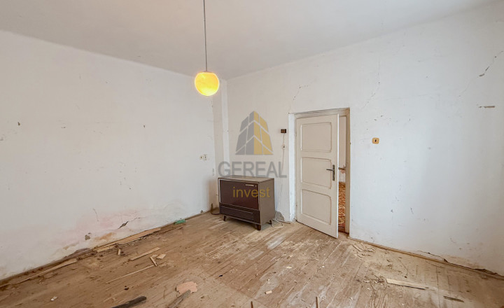 EXKLUZÍVNE | Rodinný dom s veľkým potenciálom v centre mesta Sobrance | RK Bývajte s Nami - fotografia 7