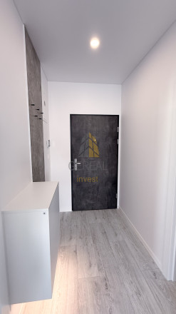 Exkluzívna ponuka | Štýlový penthouse s panoramatickým výhľadom v Michalovciach | BÝVAJTE s nami - fotografia 17