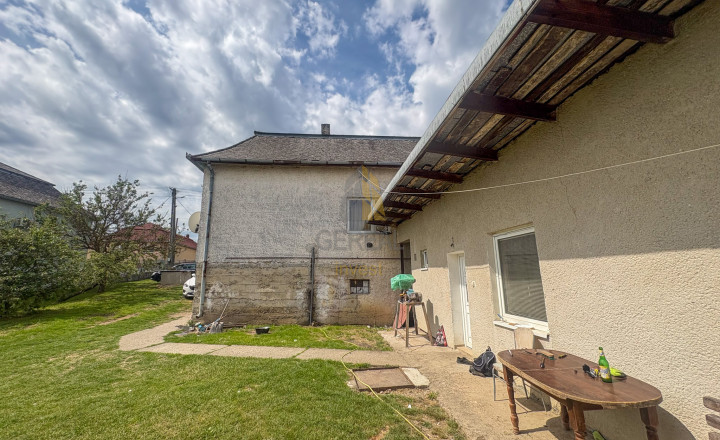 Na predaj | Priestranný rodinný dom s veľkým pozemkom v obci Hrčeľ | BÝVAJTE s nami - fotografia 18