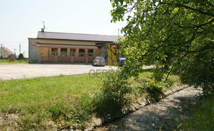 Komerčný objekt s projektom na penzión - fotografia 11
