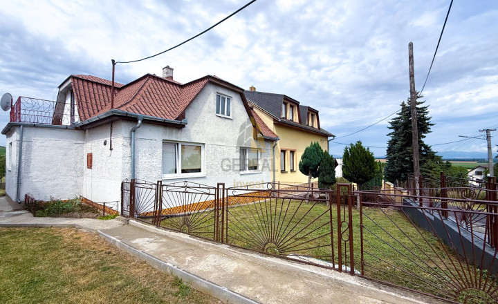 Rodinný dom v obci Hrčeľ