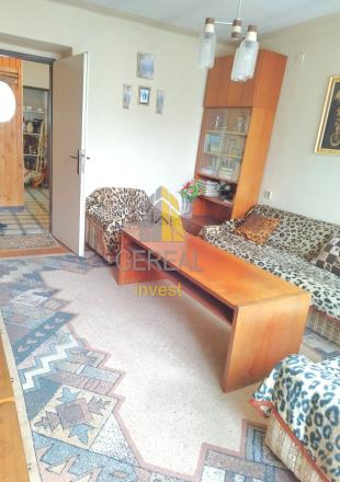 Priestranný 2-izbový byt s balkónom, Humenné centrum - fotografia 3