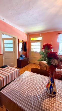 3-izbový rodinný dom s rozsiahlym pozemkom – Skrabské - fotografia 3