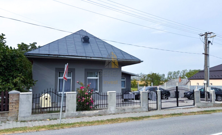 Samostatne stojaci 3-izbový rodinný dom s veľkým pozemkom – Zbehňov (14 km od Trebišova)
