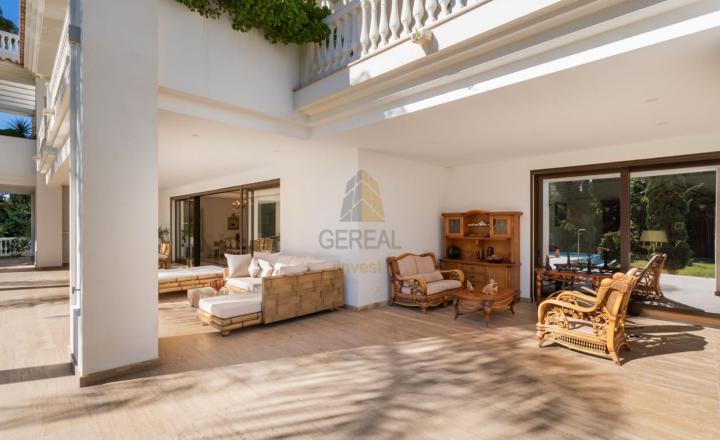 Exkluzívny predaj luxusnej vily v prestížnej lokalite Guadalmina, Španielsko - fotografia 17